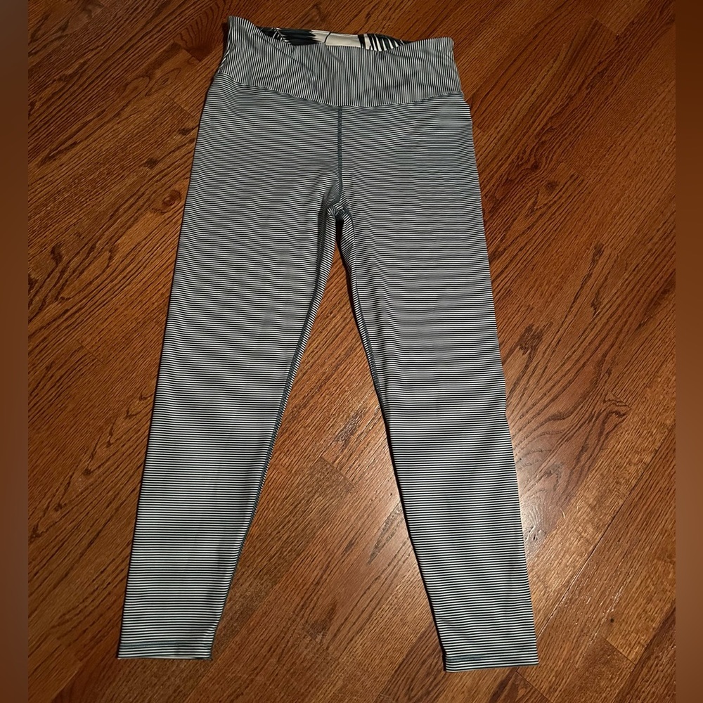 Women’s athletic pants